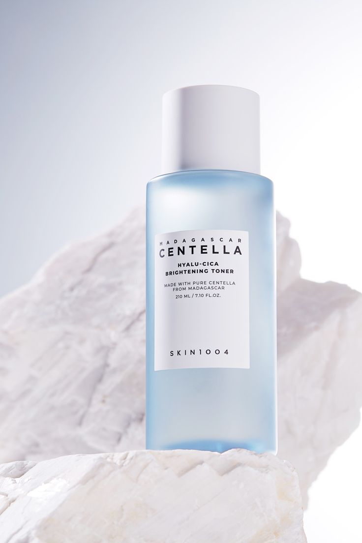 SKIN1004 Madagascar Centella Brightening Face Toner -Hydrating & Refreshing Multi-Care